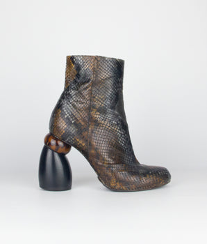 dries-van-noten-fw16-fashion-week-bottines-serpent-talon